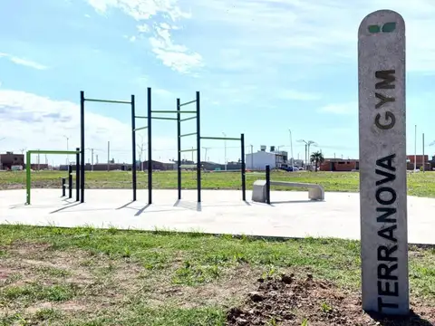 Terreno en Venta 25  mts Fondo