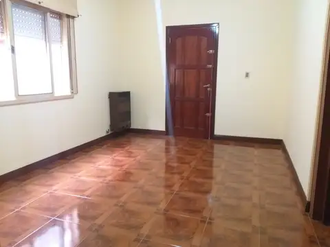 Casa en Alquiler en Moron Sur, $ 1.000.000