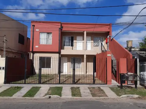 Venta. San Miguel. Urquiza 2619. Departamento monoamb con cochera.
