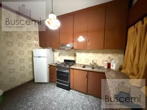 En block  2 Locales comerciales y 2 dptos 3 y 4 ambientes en venta en Loma hermosa, Tres de Febrero