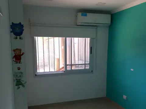 Olegario V Andrade 1100, Piso 571