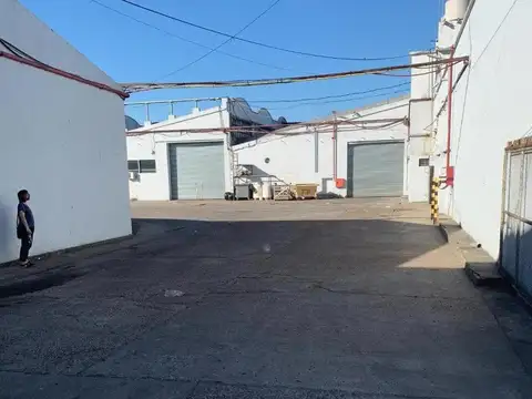 Alquiler de Galpón de 750 m² en Complejo Industrial Consolid
