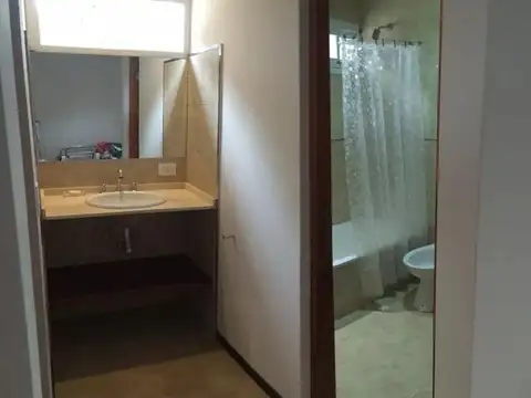 Avenida del Plata y Lanín