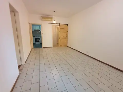 Casa en Alquiler en Villa Devoto, $ 1.300.000