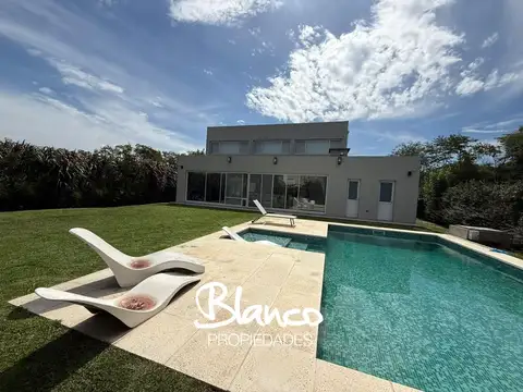Casa  en Venta en Pilar del Este, Pilar, G.B.A. Zona Norte