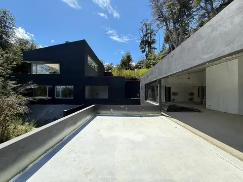 Blvd. Quetrihue 488, Puerto Manzano, Villa La Angostura