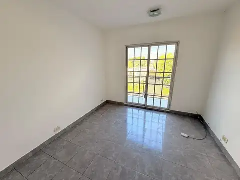 Depto Tipo Casa en Alquiler de 2 dormitorios