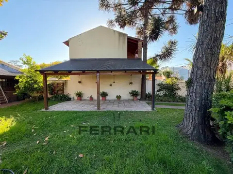 Casa 4 ambientes con 4 baños
