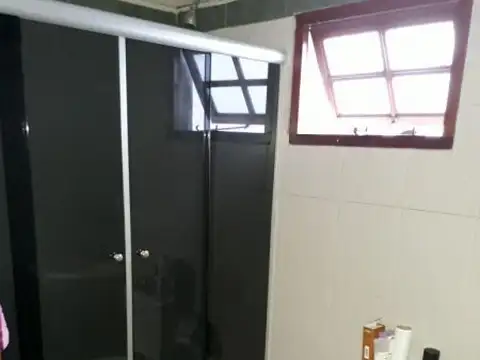 Depto Tipo Casa en Venta en Villa Luzuriaga, USD 130.000