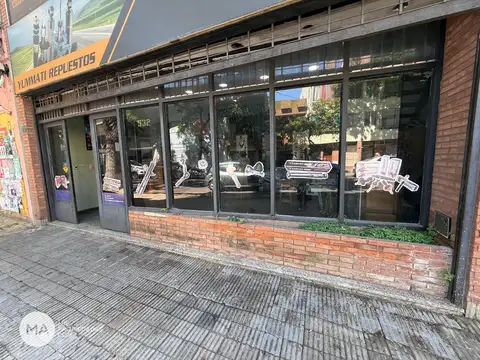 Local comercial de 370 M2 - La Paz 900 - Abasto Rosario | Venta