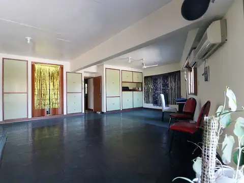Oficina en Venta con 1 cochera