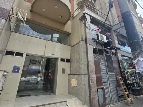 Rodriguez Peña al 1700