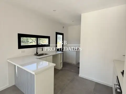 Casa en Venta en Pilar del Este - San Ramon, USD 160.000