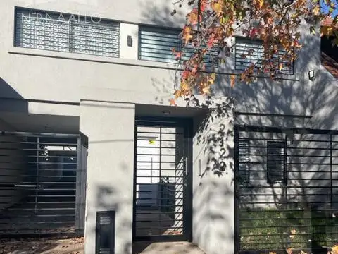 Venta Ph 4 Ambientes con Cochera en Castelar Sur