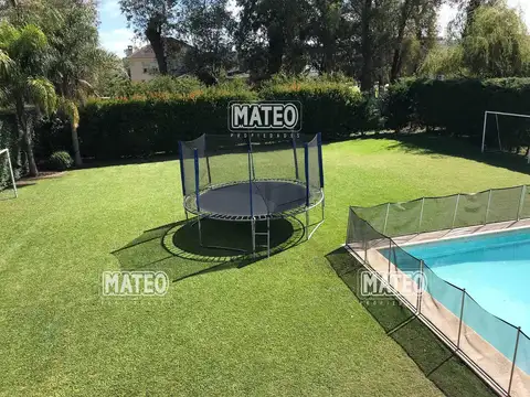 Casa en Venta en Campos De Álvarez, USD 380.000