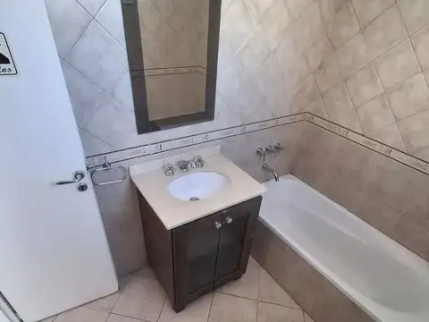 APTO CRED :2 AMB C/BALC- C/PARR TODO LUZ:OPORTUNID