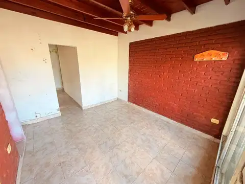 Depto Tipo Casa 3 ambientes con 1 baño