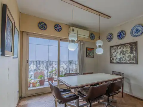 Venta. Depto 4 ambientes. Balcón. Apto Credito. Almagro