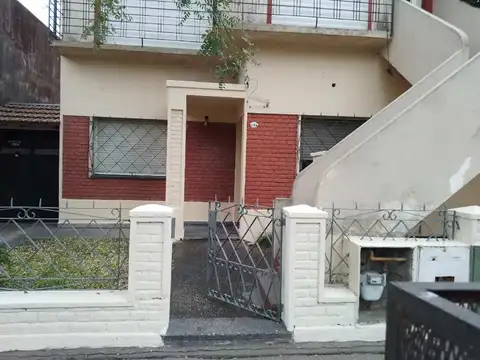 CASA EN ALQUILER - HURLINGHAM