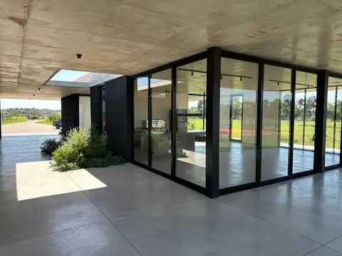 Terreno en Venta 30  mts Fondo