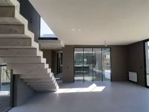Casa en Venta 1 año