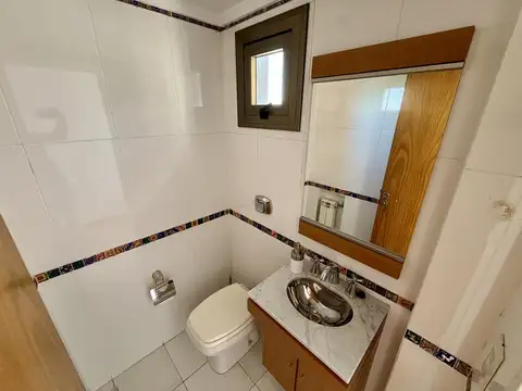 Departamento en Alquiler con 1 cocheras