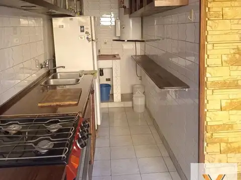 Casa 2 ambientes con 1 baño