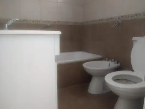 Departamento en Alquiler en La Plata, $ 420.000