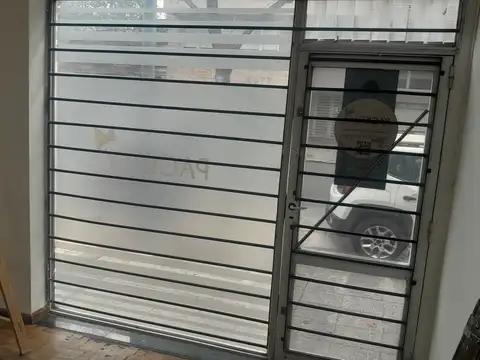 Local en Alquiler en Villa del Parque, $ 1.300.000