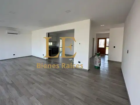 Casa en Alquiler en El Naudir, USD 1.300