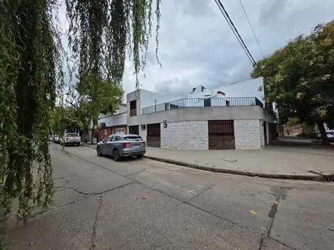 Casa en Alquiler en Parque, $ 990.000