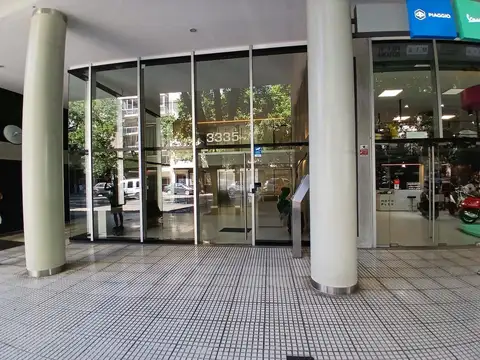 2 AMB. AL FRENTE CON ESCRITORIO EN EDIFICIO MODERNO!
