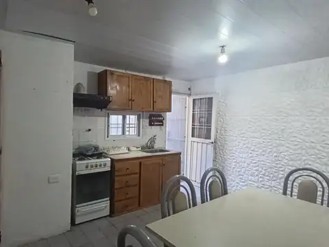 Depto Tipo Casa en Venta en Villa Bonich, USD 38.000