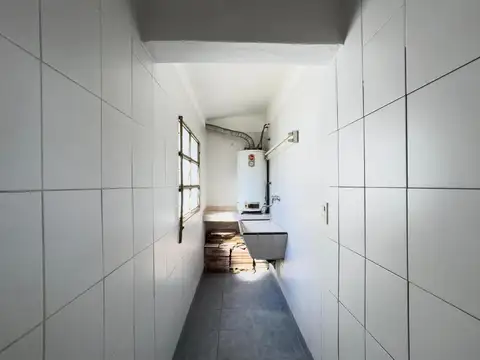 Depto Tipo Casa en Venta 40 años