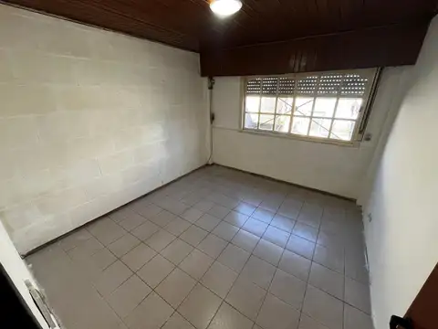SE ALQUILA PH EN LIBERTAD