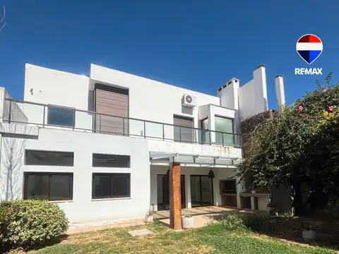 Casa en Alquiler en Zona Centro, Salta