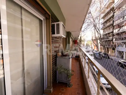 Departamento 4 ambientes con 2 baños
