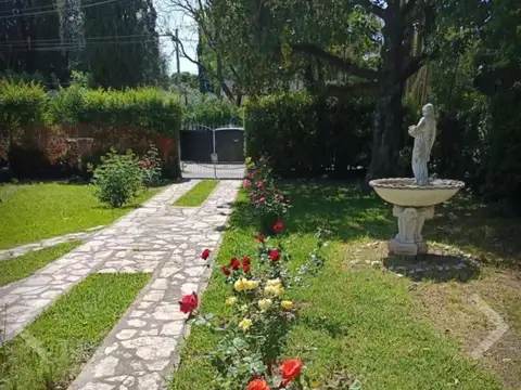 Quinta en Venta en Villa Gobernador Udaondo, USD 200.000