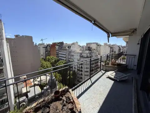 Recoleta Oportunidad A RECICLAR PISO 175mts. MUY LUMINOSO PISO ALTO