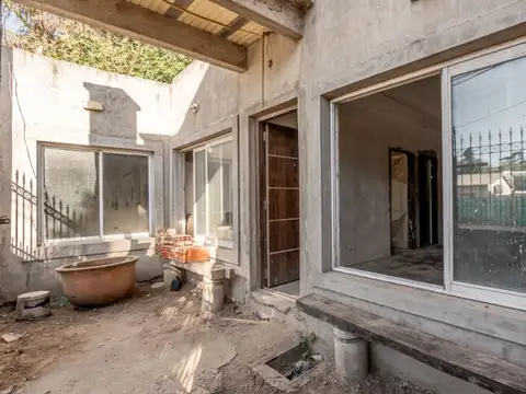 Casa en Venta en Garin, USD 44.000