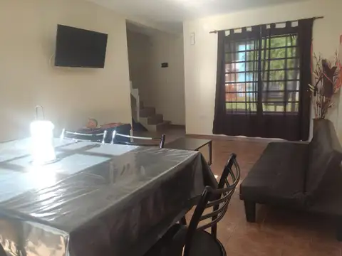 Casa 3 ambientes con 2 baños