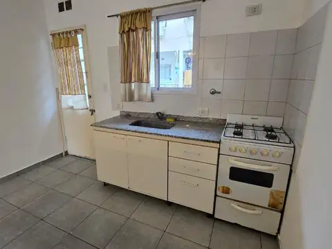 Departamento en Alquiler con 1 cocheras