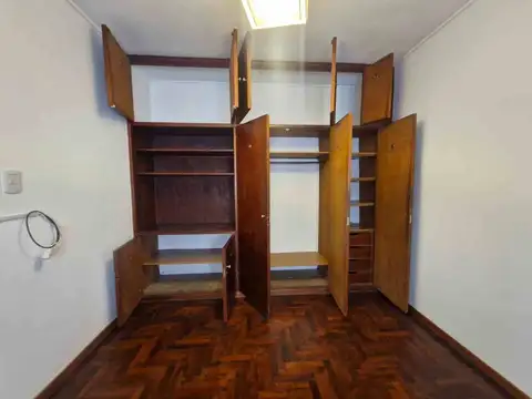 Depto Tipo Casa en Alquiler en La Plata, $ 650.000