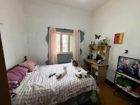 CASA CON GRAN TERRENO EN VENTA