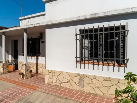 Galpon en Venta en Godoy, USD 65.000