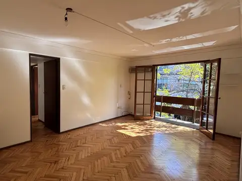 Departamento 3 ambientes en venta en San Isidro Centro