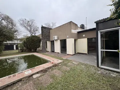 Imperdible! Chalet en venta a metros del rio.