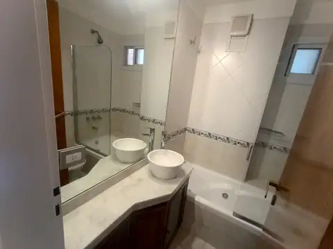 3 AMBIENTES AL FRENTE CON BALCÓN ATERRAZADO