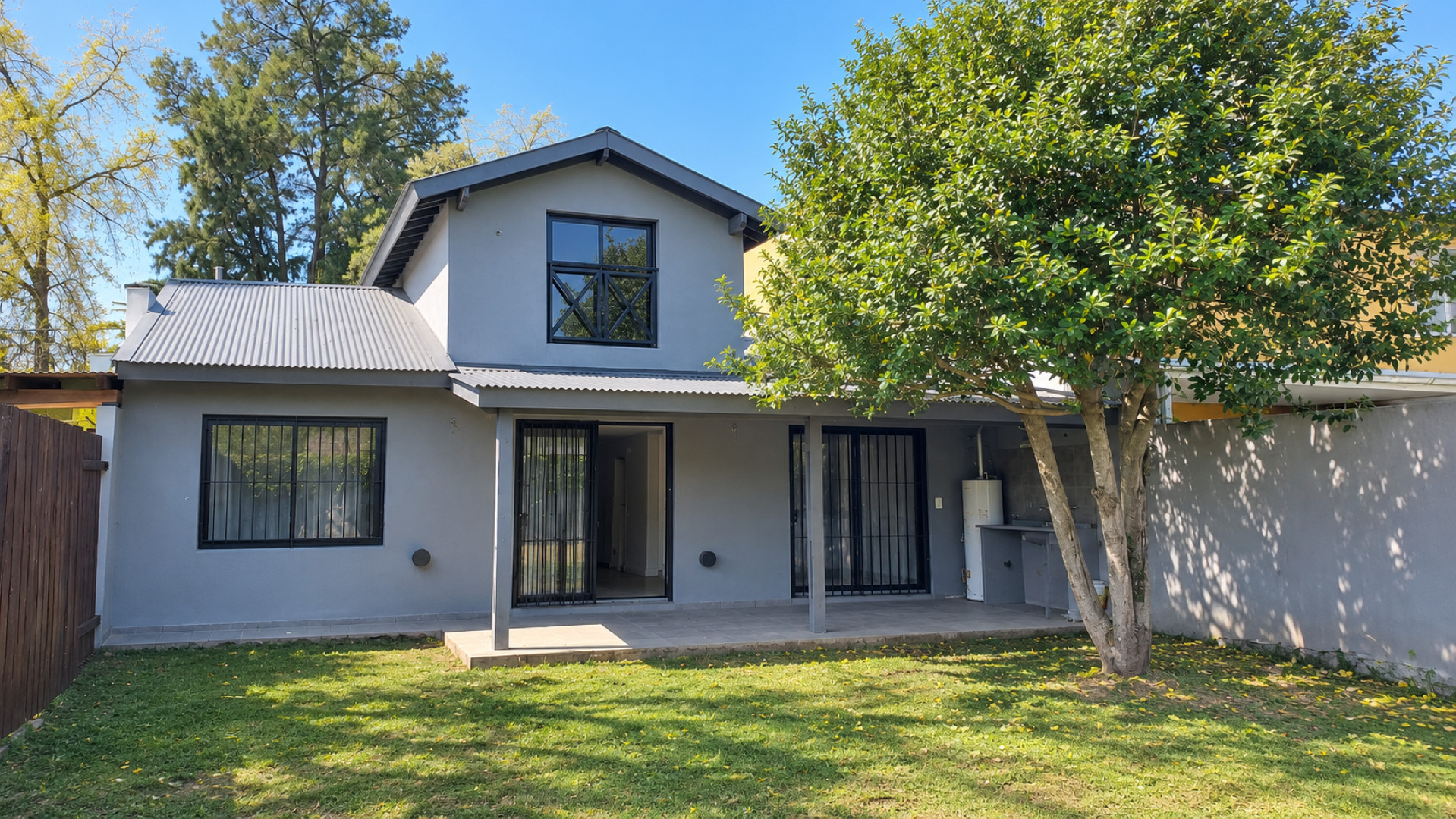 Casa en venta | La Bota | 3 dormitorios | 2 baños | 140m2 cubiertos en 300m2 de terreno