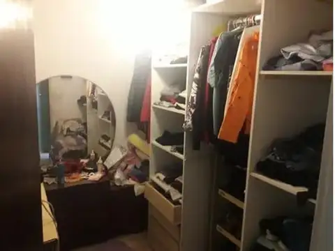 Casa 5 ambientes con 4 baños